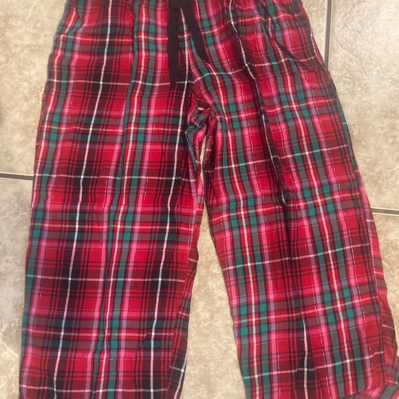 Victoria's Secret Red and Black Plaid Pajama Set - Picture 4 of 10